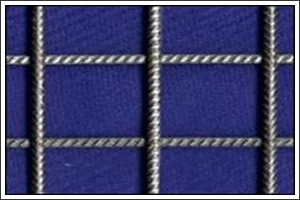 紫色背景下的鋼筋網(wǎng)片